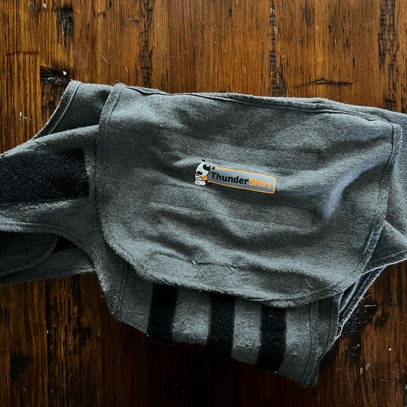 Thundershirt for dogs - Picture 2 of 4